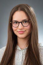 Nina Šnírovská - Lektor cizích jazyků a učitel cizích jazyků